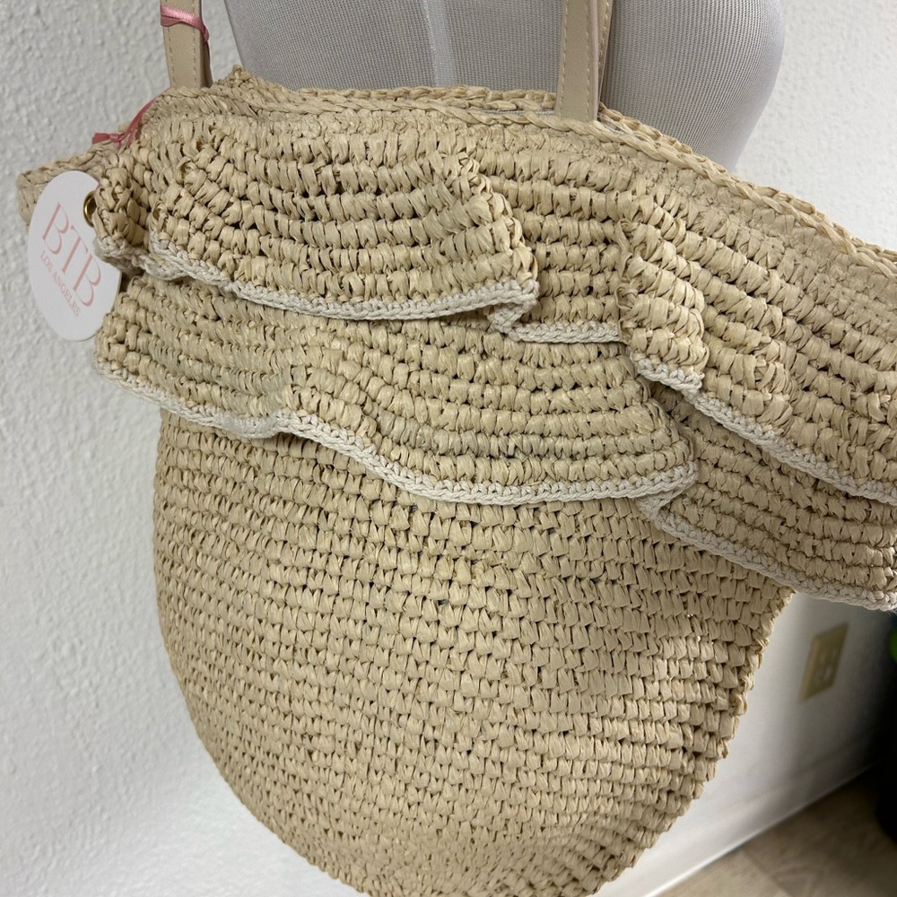 BTB LOS ANGELES Large JOEY Straw Tote Bag Natural NWT - Picture 5 of 10